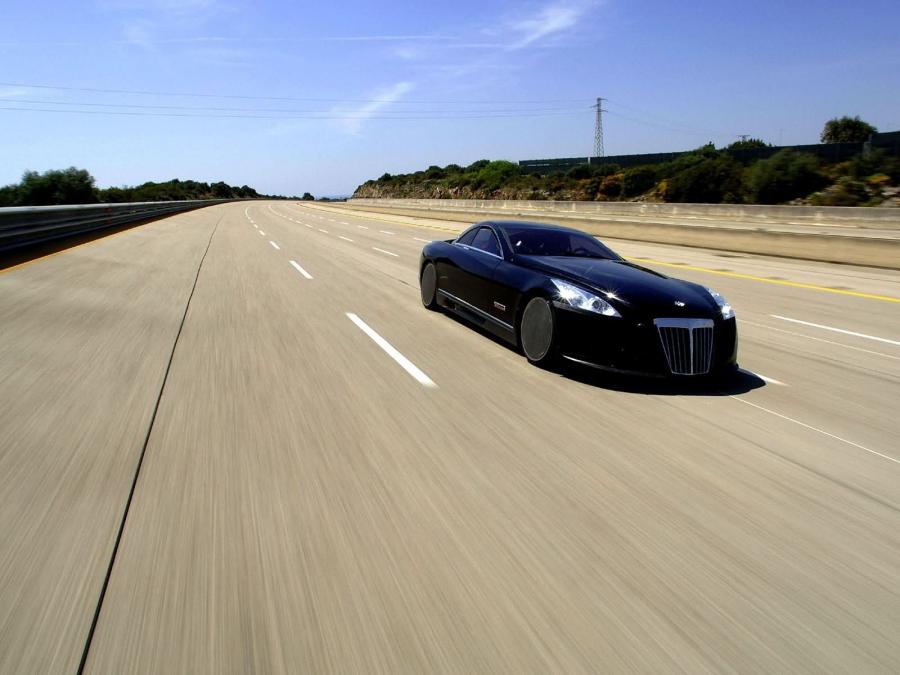  Maybach Exelero Concept 2005 года  (фото 17 из 27)